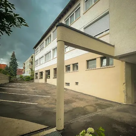 Altbacher Hof 3*