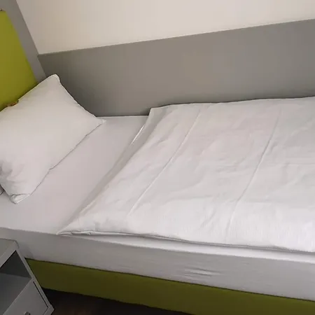 Altbacher Hof 3*